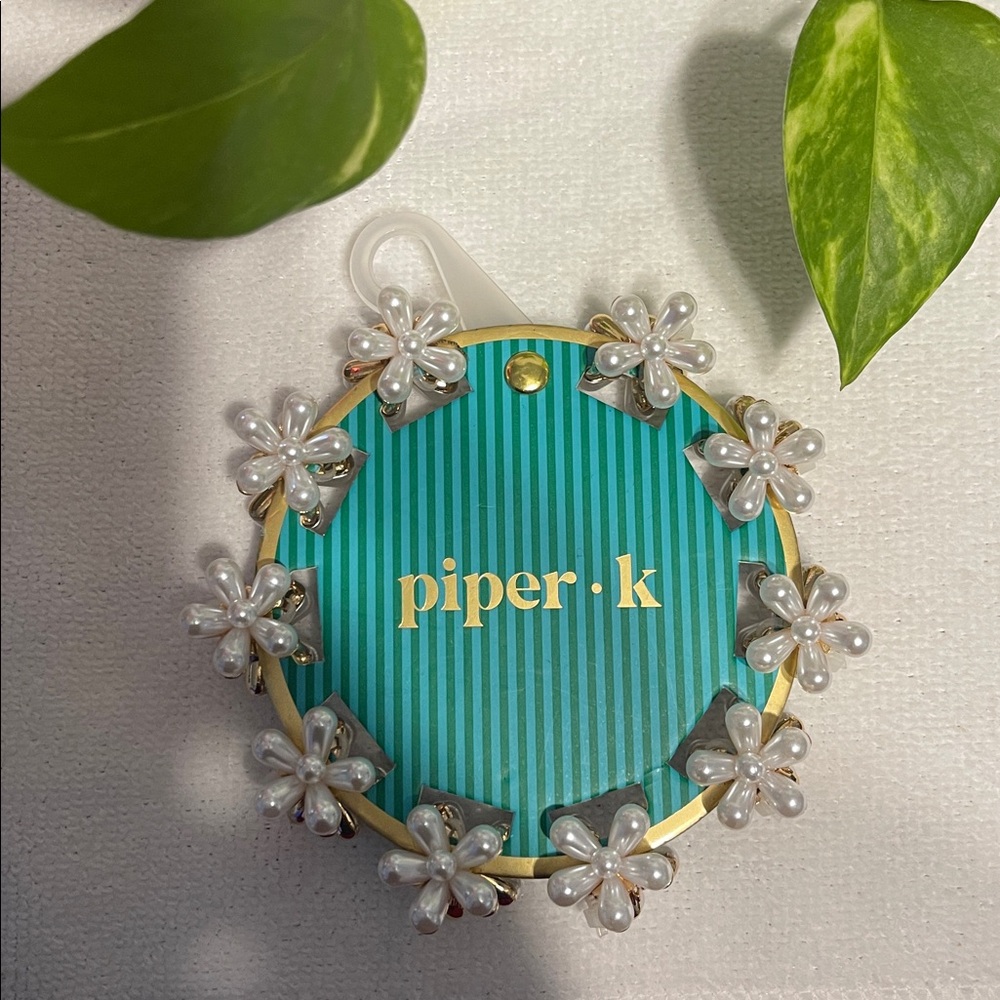 Piper K Pearl Flower Hair Clip